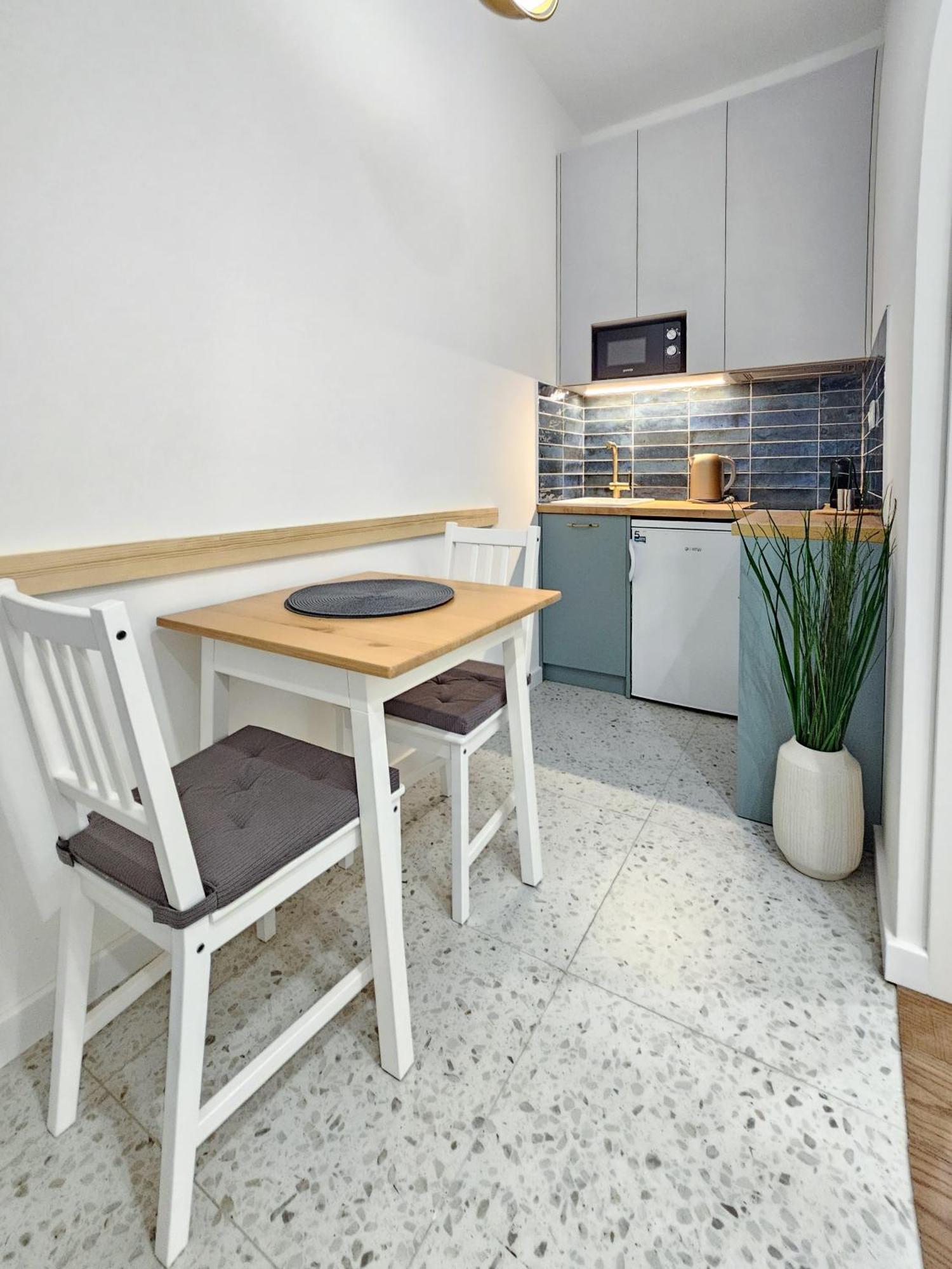 Easy Life Apartment Белград Екстериор снимка